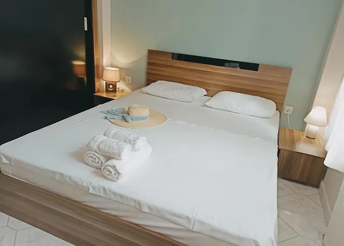 Sunny Loft Апартаменты *